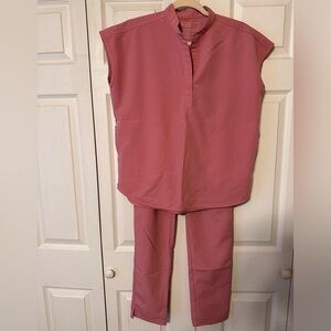 Figs Women Scrub Set *make an offer*